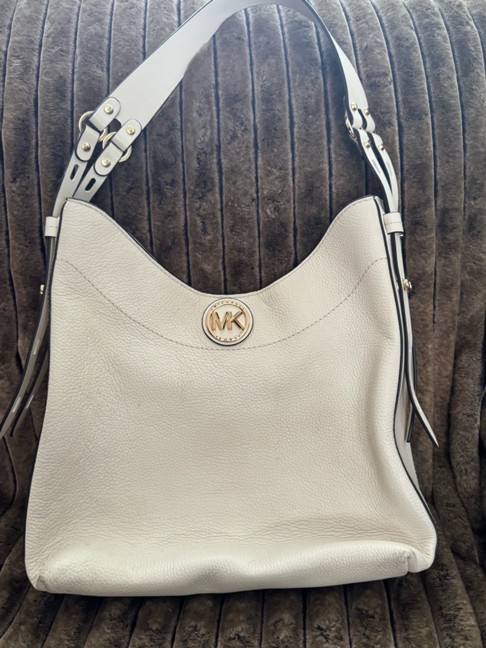 Michael Kors Cream Pebbled Leather Hobo Shoulder Bag with Gold MK Emblem